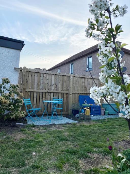 3 Bedroom Well Connected Family Home Free Parking 爱丁堡 外观 照片
